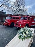 2025-02-27 - SOB met twee auto's aanwezig bij afscheid